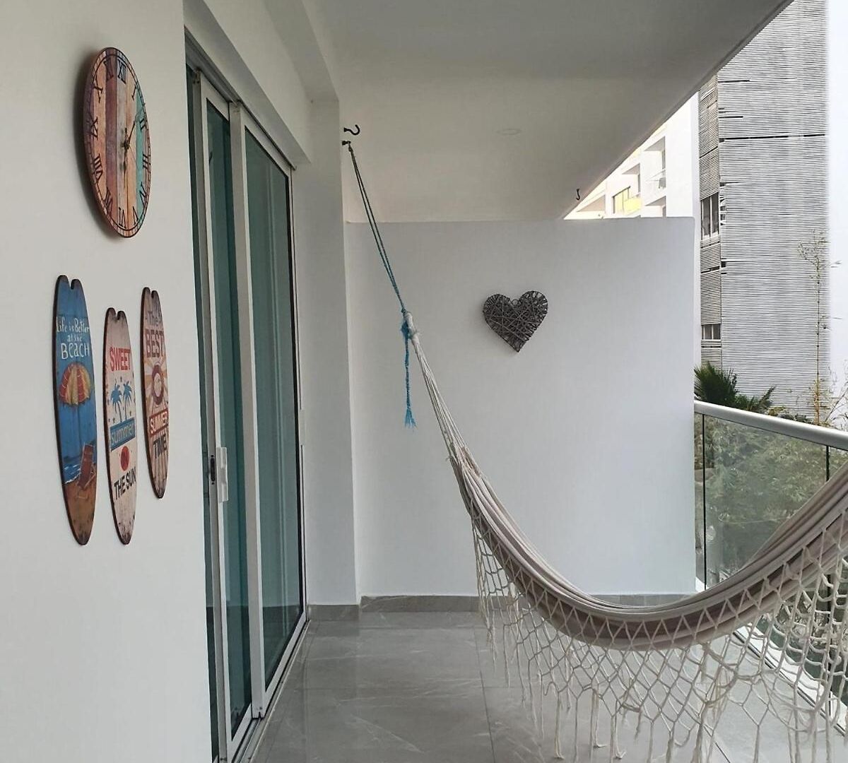 Luxurious, Modern In Morros 3 Apartamento